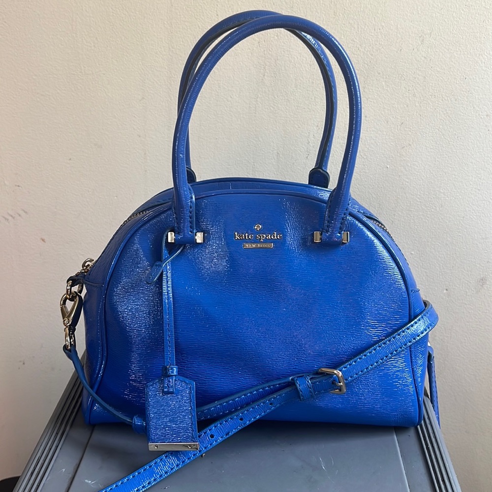 Blue Small Kate Spade crossbody tote . Patten Leather